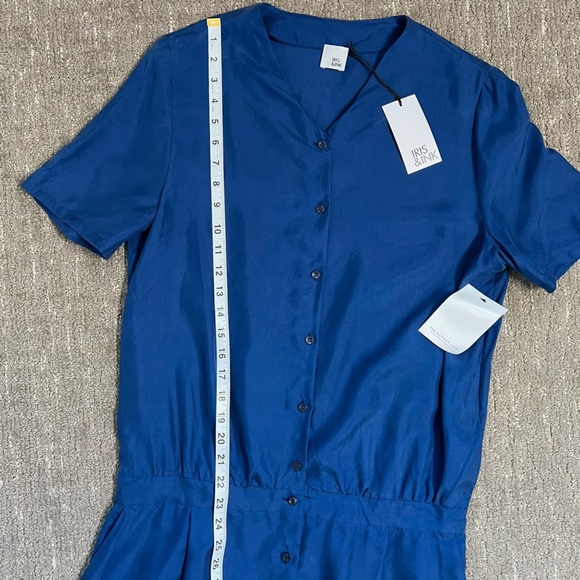 NWT Iris & Ink Silk Jumpsuit Blue Short Sleeve Button Front Coveralls Size 14 - Picture 7 of 9